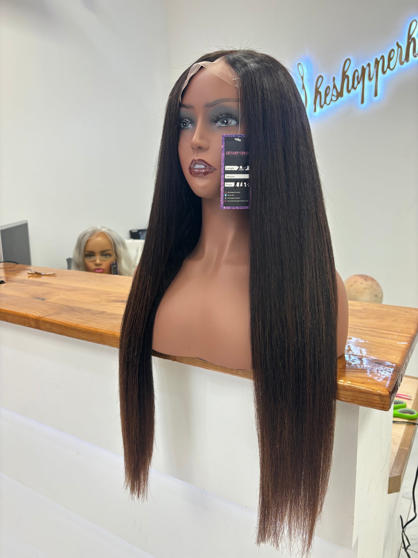 Glue-less kinky straight