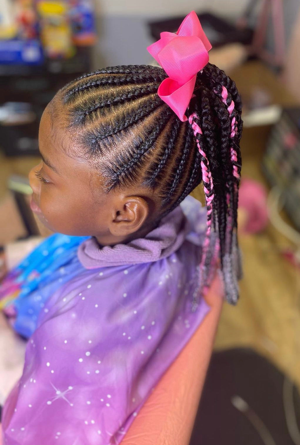 Book braids service