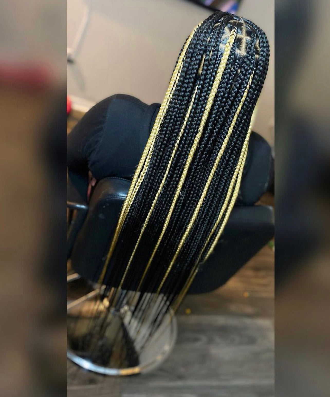 Book braids service