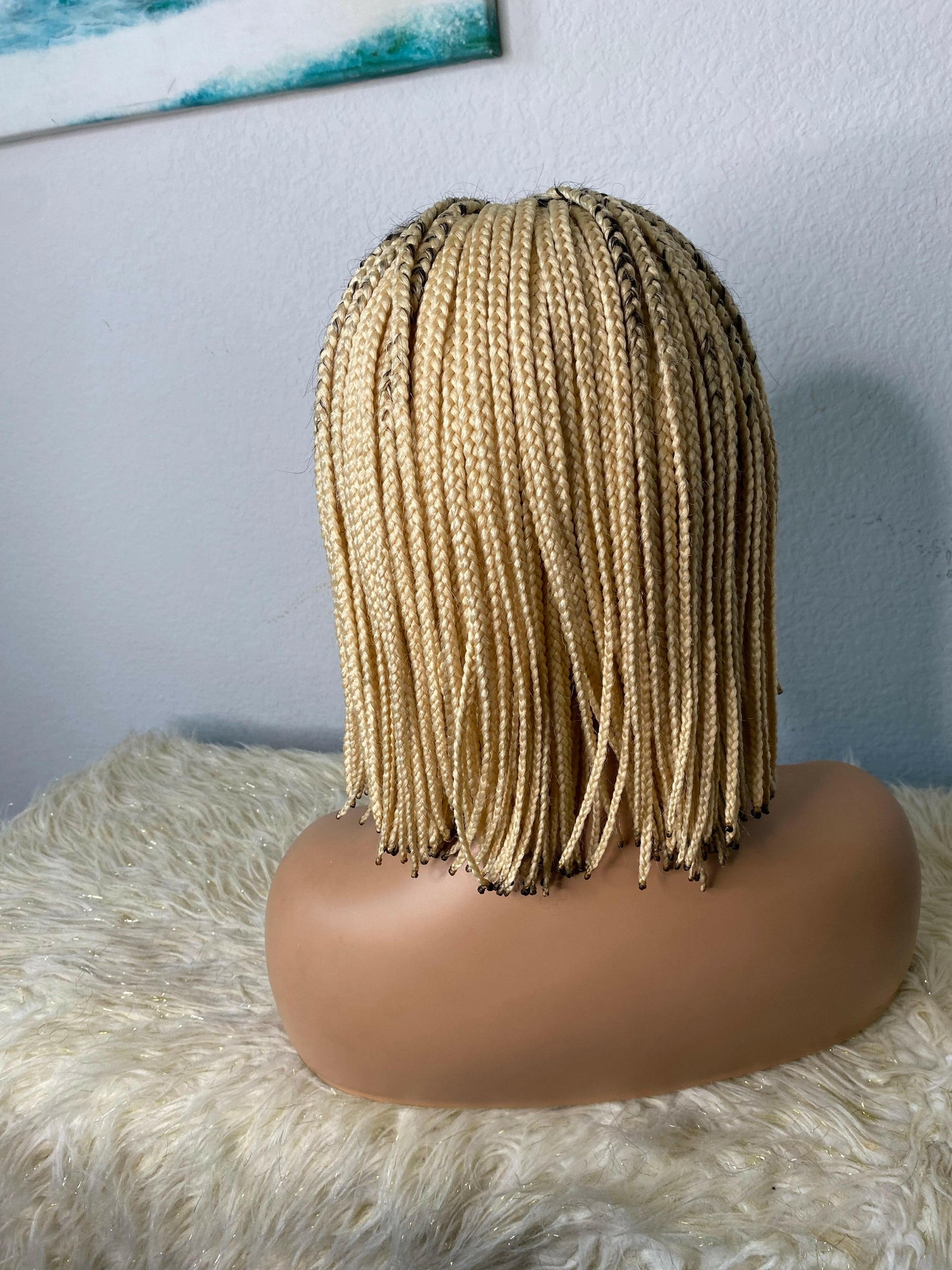 Blonde Bob - sheshopperhairplace LLC