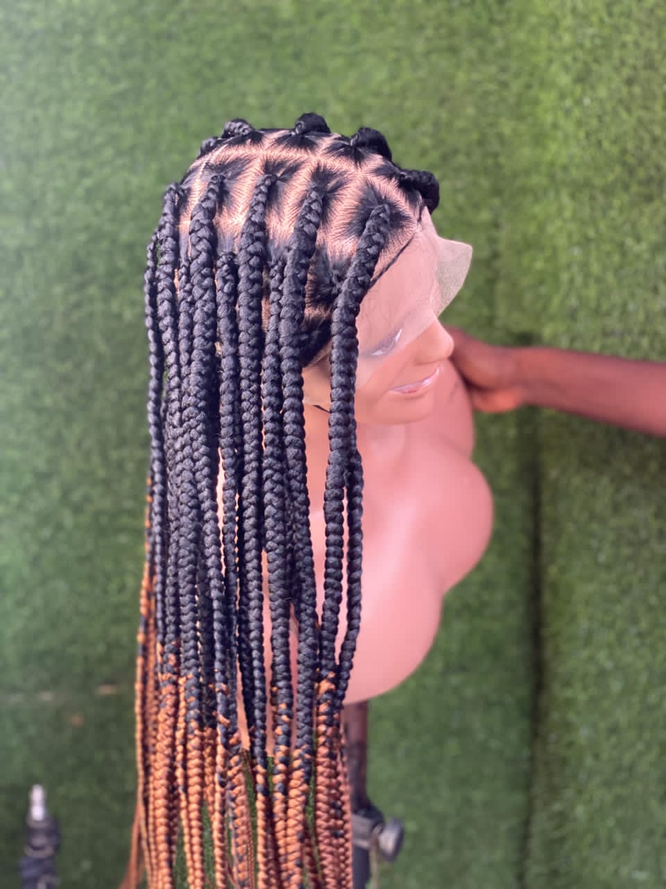 Large knotless full lace