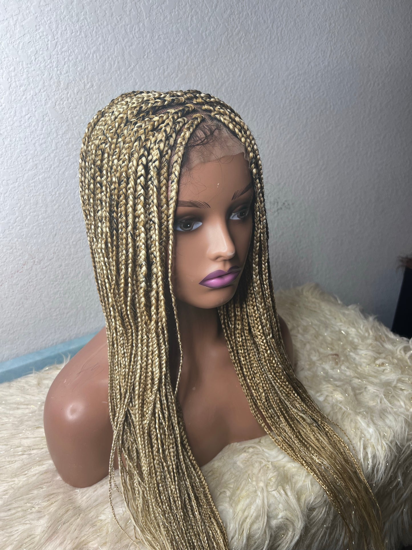 613/27 mixed small braids
