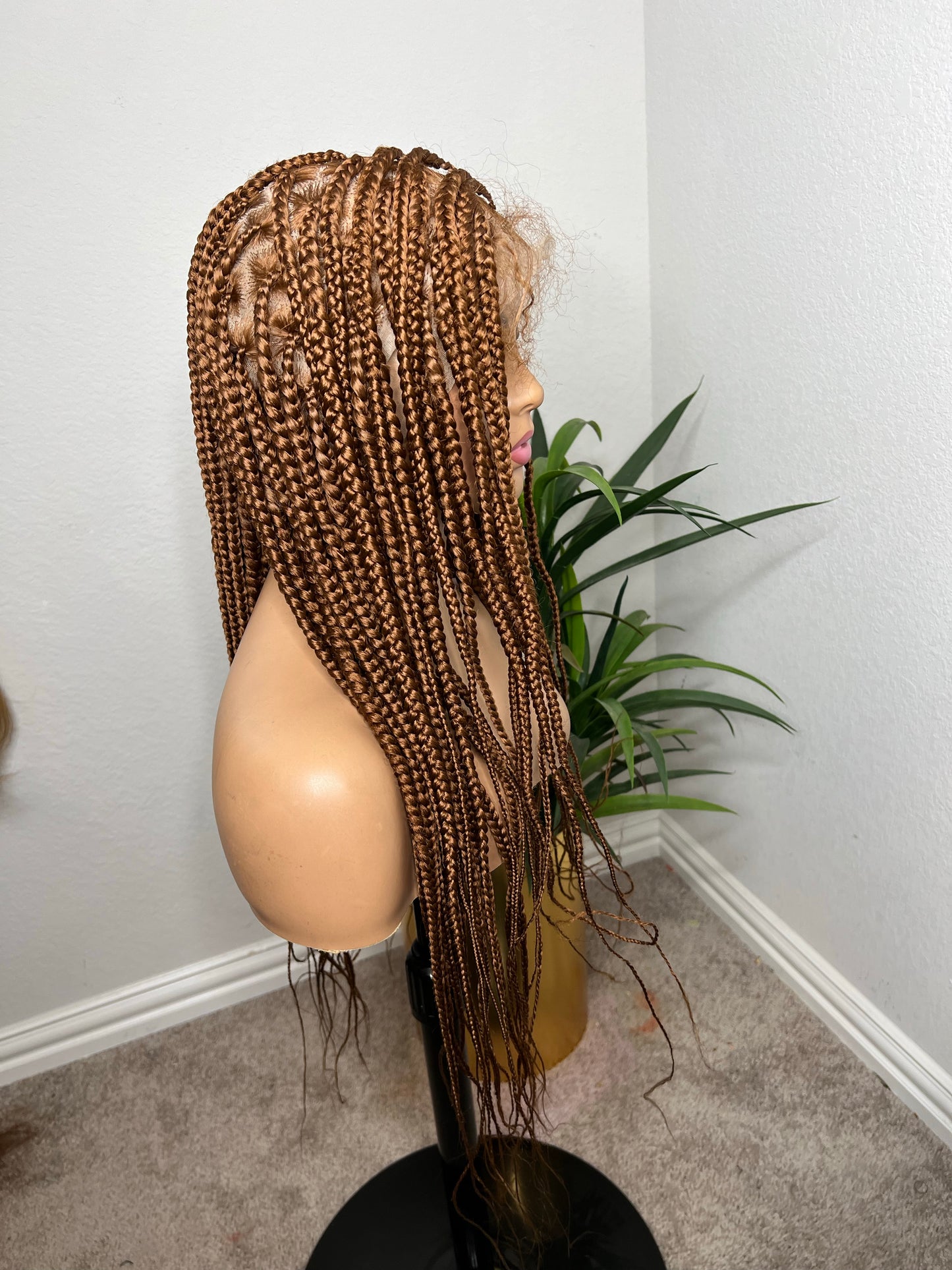 Brownie - sheshopperhairplace LLC