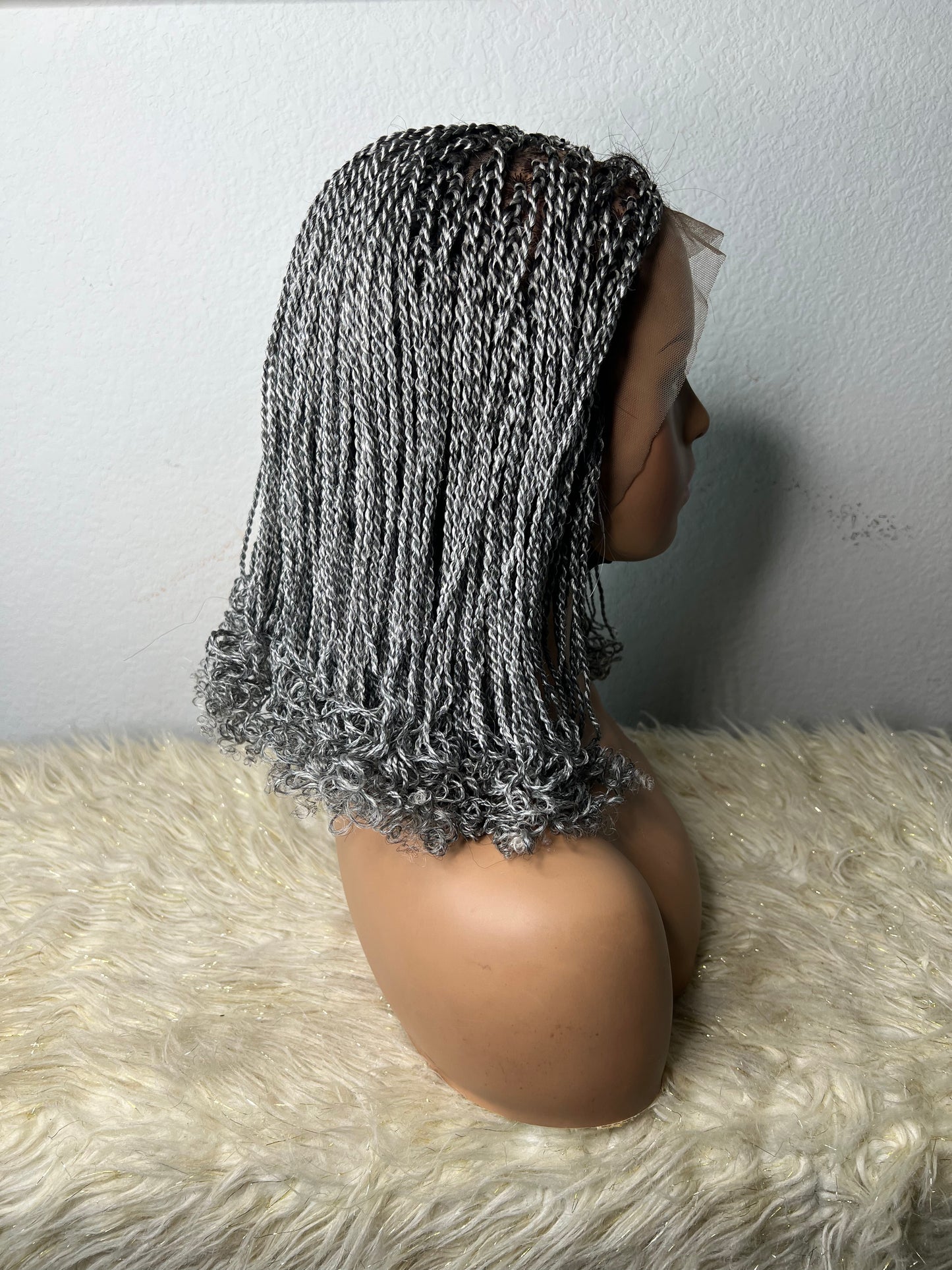 A- Kinky gray - sheshopperhairplace LLC